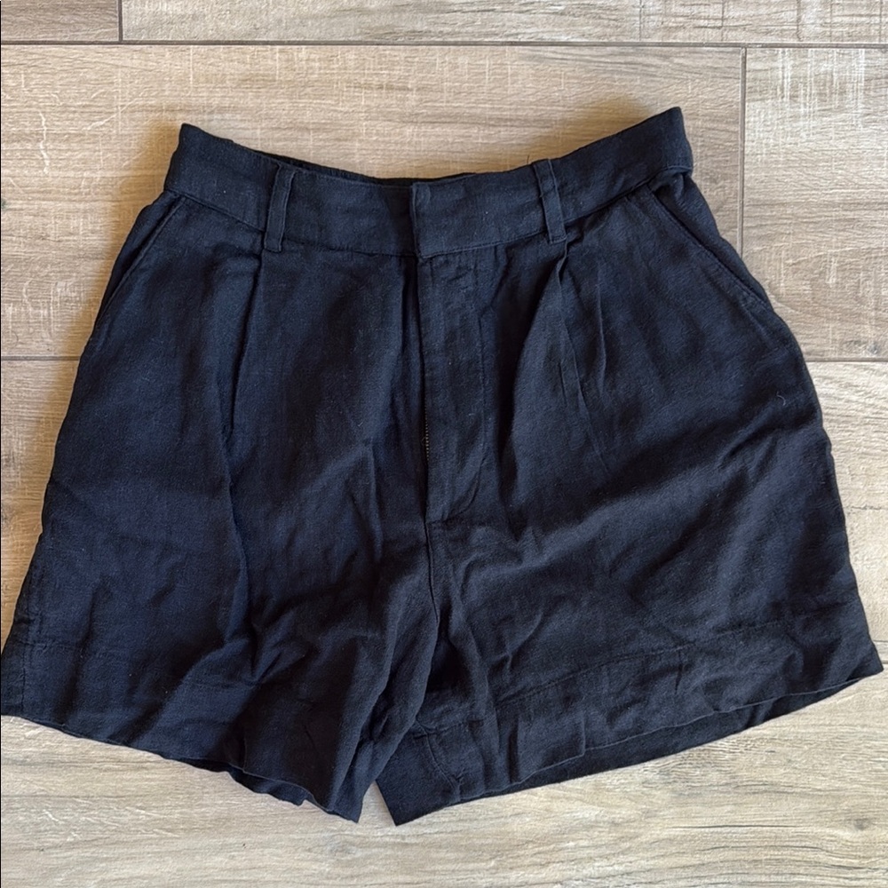 A&F High Waisted Linen Tailored shorts / Small /black NWT